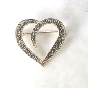 Vintage 925 Sterling Silver and Marcasite Petite Heart Brooch.